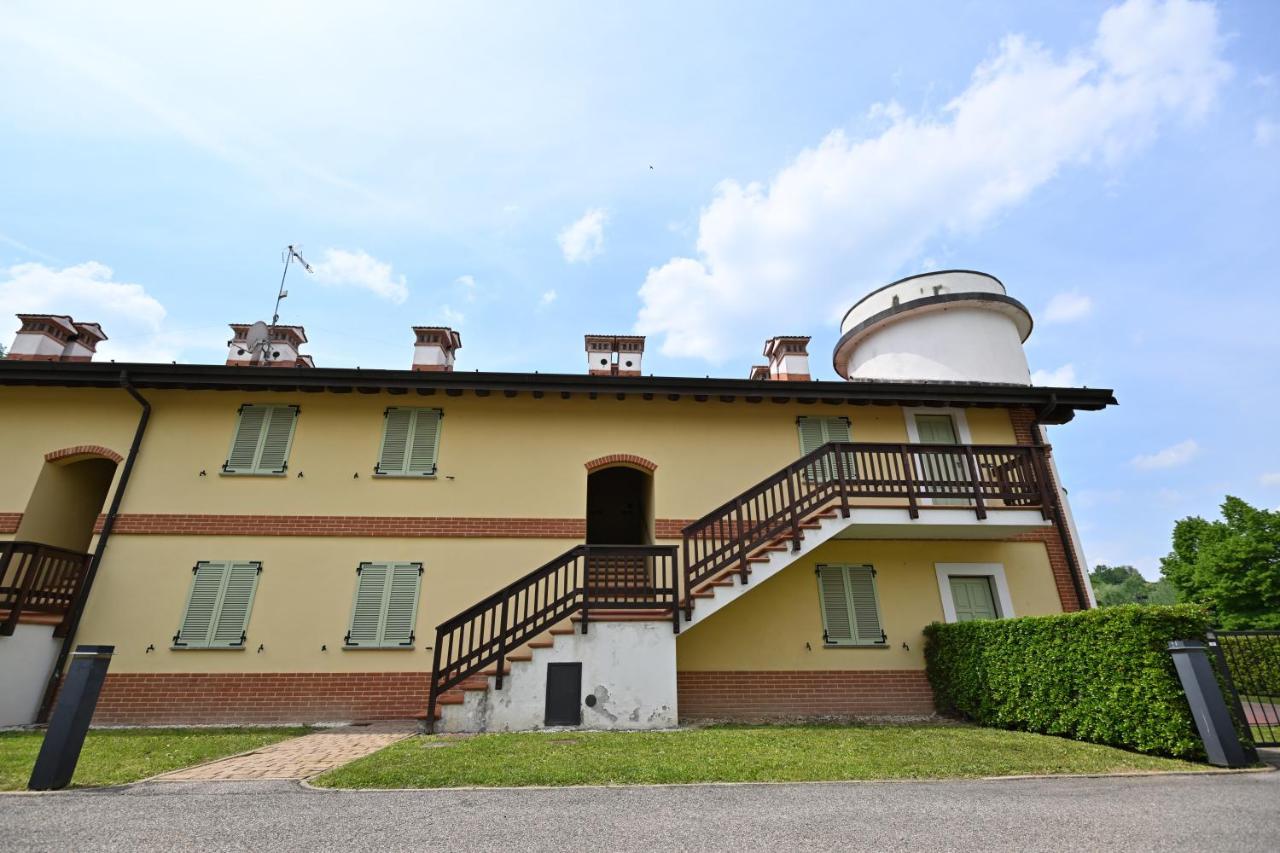 Aura Loving Home Con 4 Posti Letto, Cucina Completa, Terrazzo Ed Un Grande Parco Verde Serravalle d'Asti 외부 사진