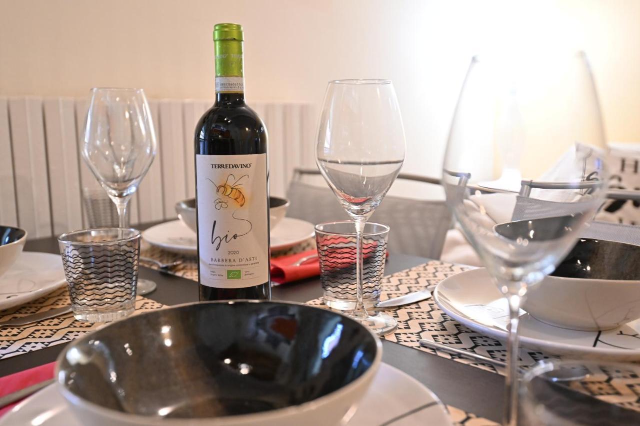 Aura Loving Home Con 4 Posti Letto, Cucina Completa, Terrazzo Ed Un Grande Parco Verde Serravalle d'Asti 외부 사진