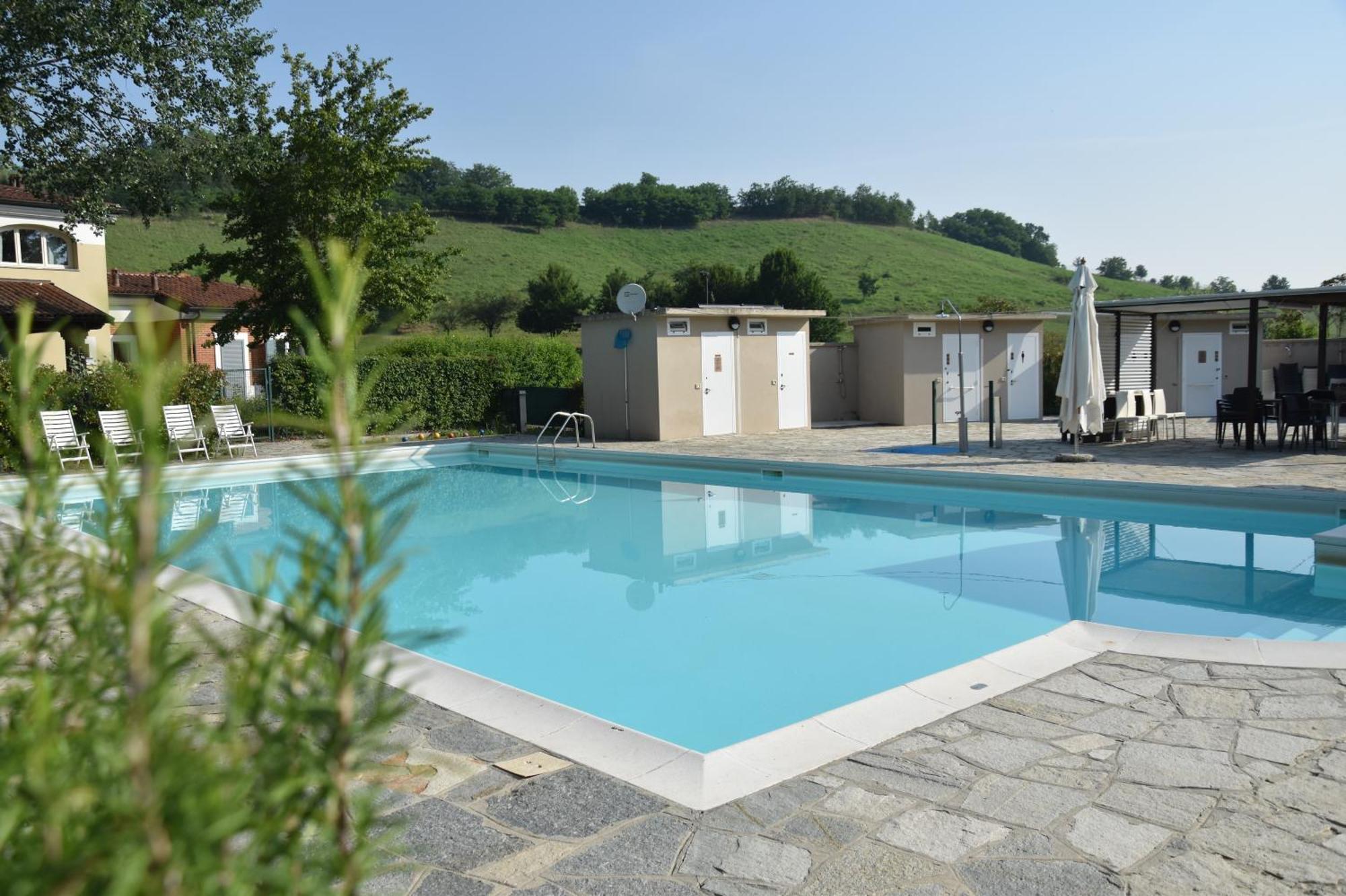 Aura Loving Home Con 4 Posti Letto, Cucina Completa, Terrazzo Ed Un Grande Parco Verde Serravalle d'Asti 외부 사진